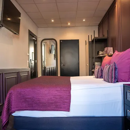 Sebastians Hotel