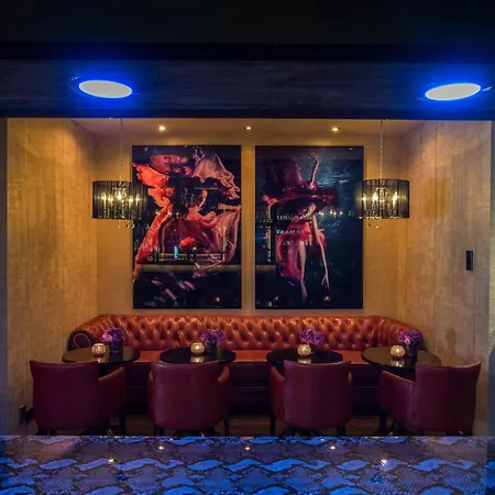Hotel Sebastians