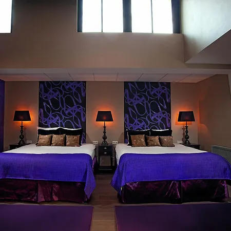 Hotel Sebastians