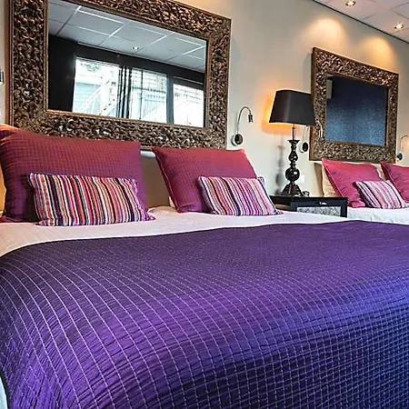 Sebastians Hotel
