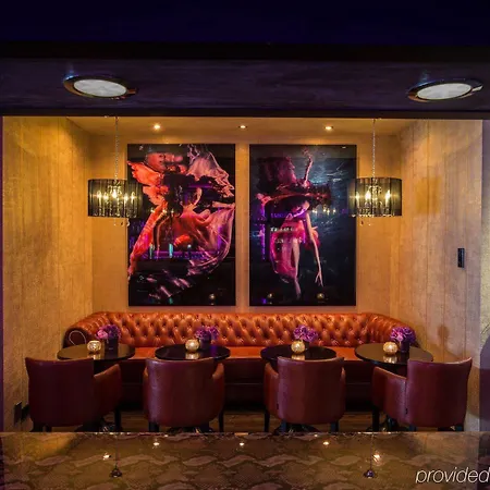 Hotel Sebastians