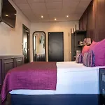 Sebastians Hotel